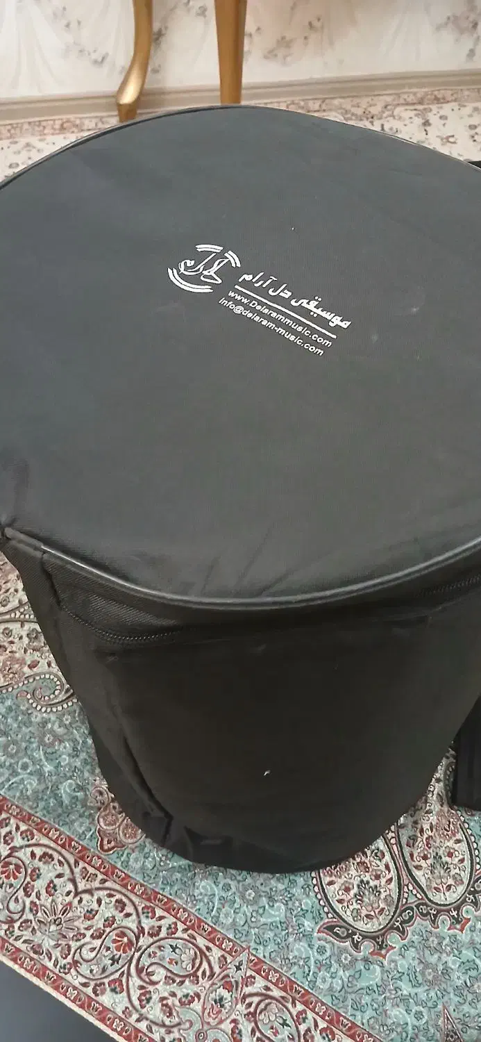 تنبک گلشن|سازهای سنتی|خرمآباد, |دیوار