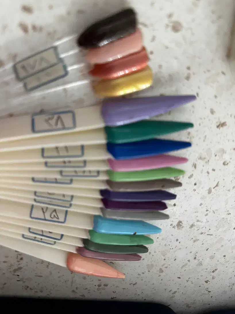 لوازم کامل کاشت ناخن|آرایشی، بهداشتی، درمانی|تبریز, |دیوار