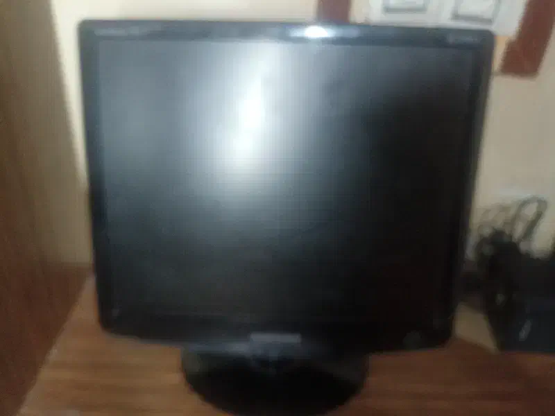 مانیتور|رایانه رومیزی|شاهینشهر, شهرک گلدیس|دیوار