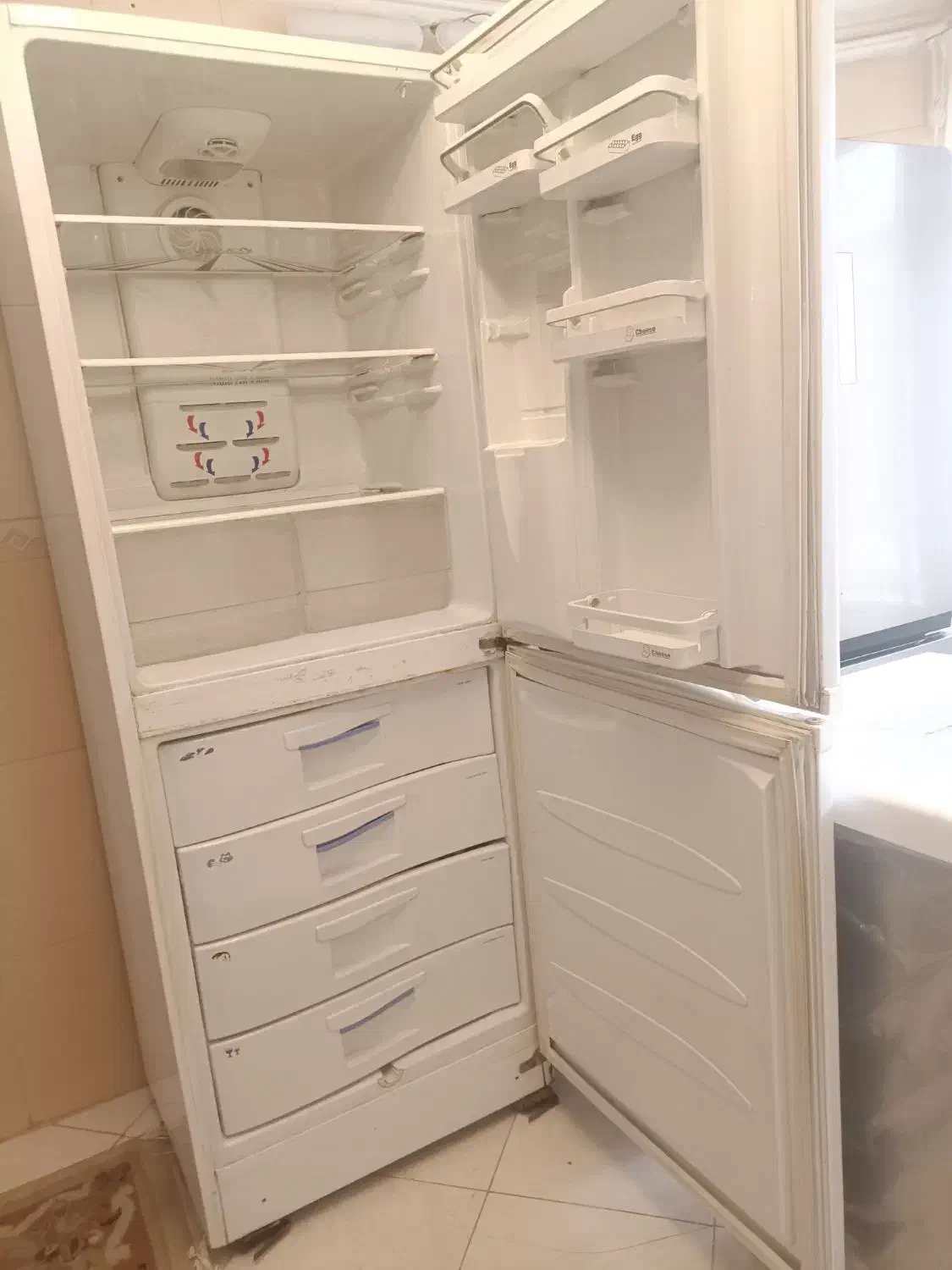 یخچال و فریزر|یخچال و فریزر|مشهد, چهارچشمه|دیوار