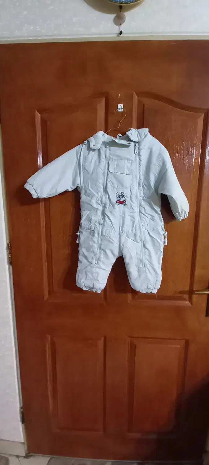 کاپشن خارجی|کفش و لباس بچه|تهران, گمرک|دیوار