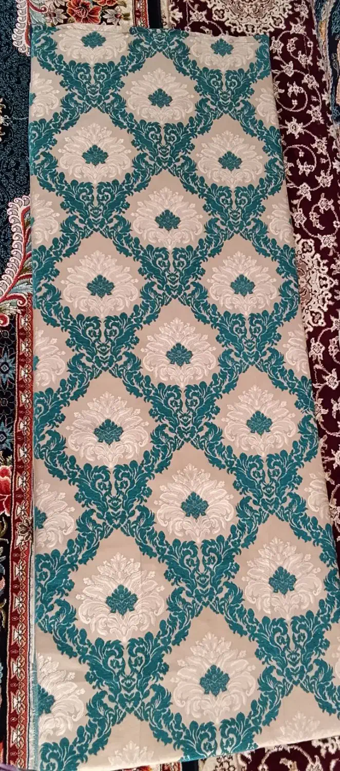 شاه نشین|رختخواب، بالش، پتو|الشتر, |دیوار