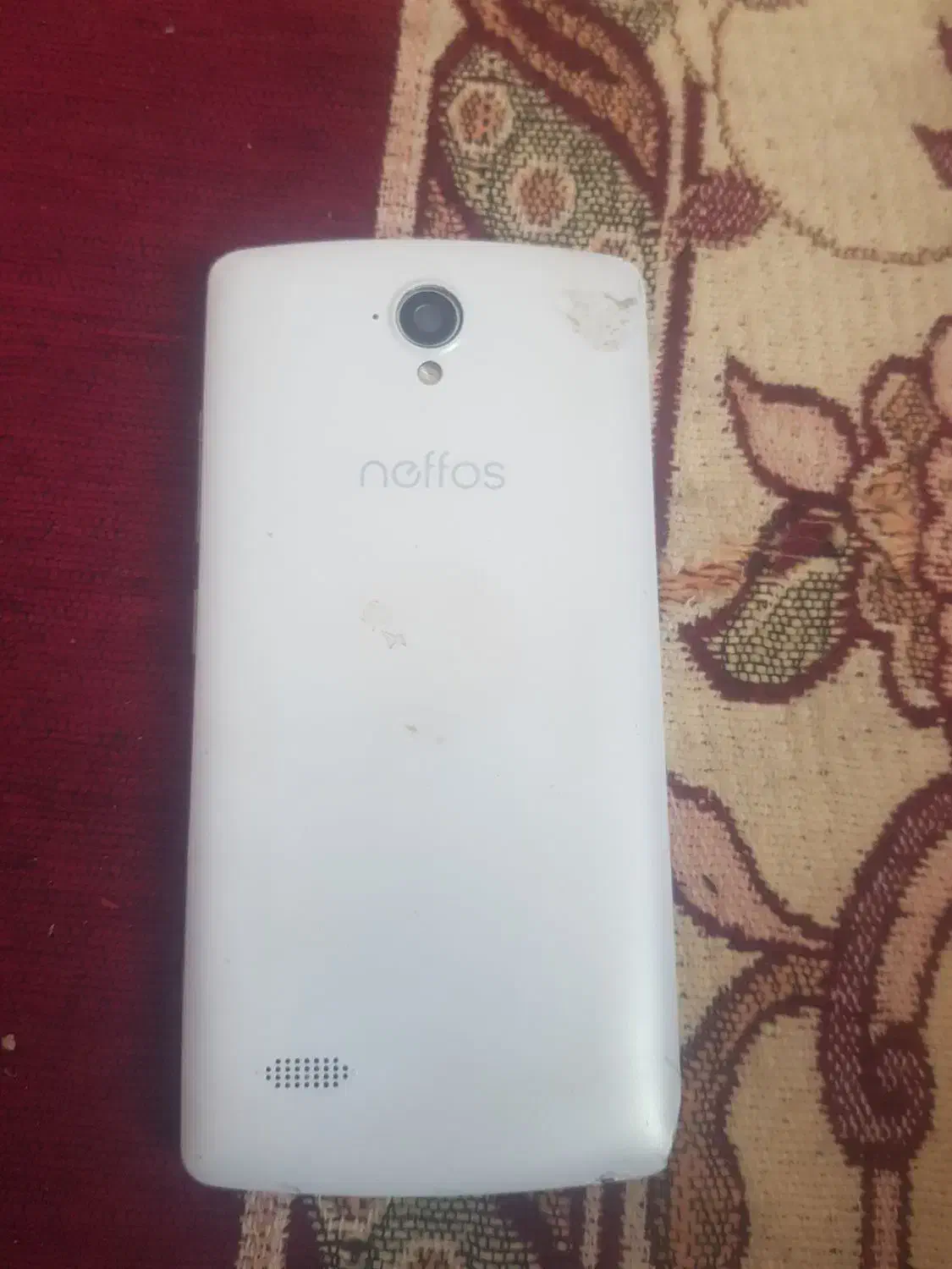 موبایل|موبایل|درمیان, |دیوار