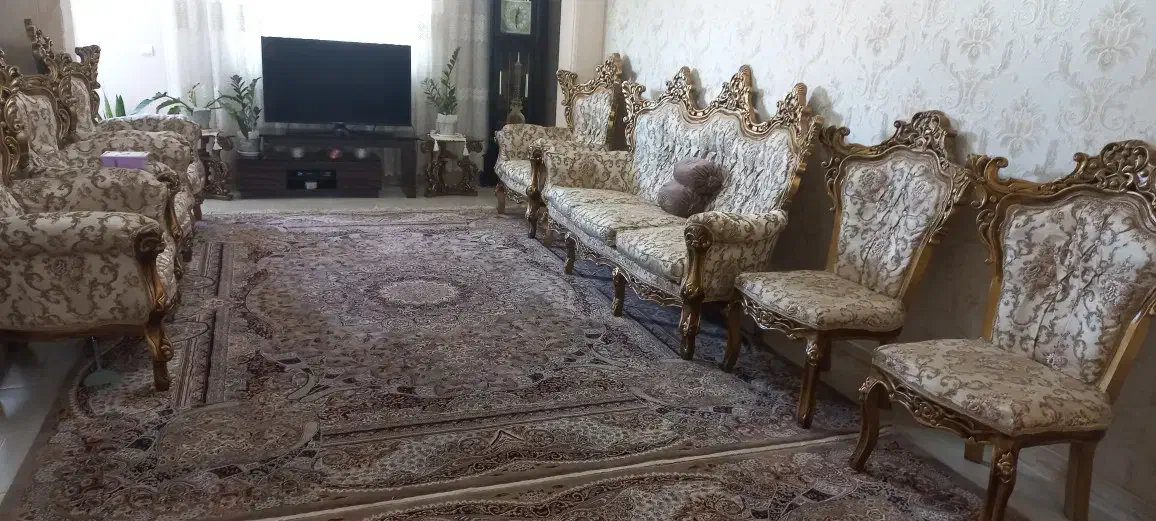 مبل سلطنتی و میز نهارخوری|مبلمان خانگی و میز عسلی|گرگان, |دیوار