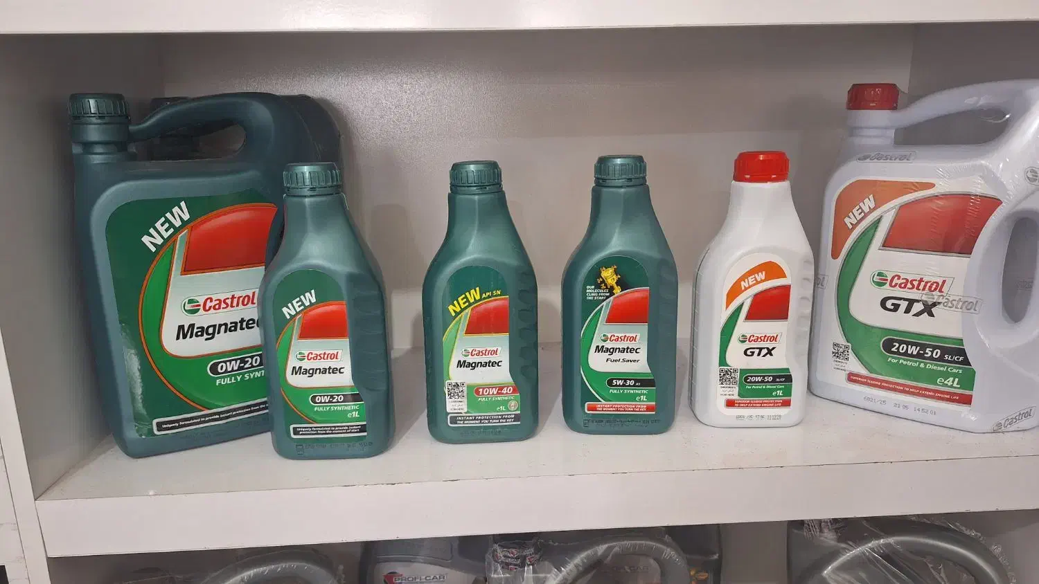 فروش کلی ضدیخ و انواع روغن موتور به فی کارخانه|عمده‌فروشی|بیرجند, |دیوار