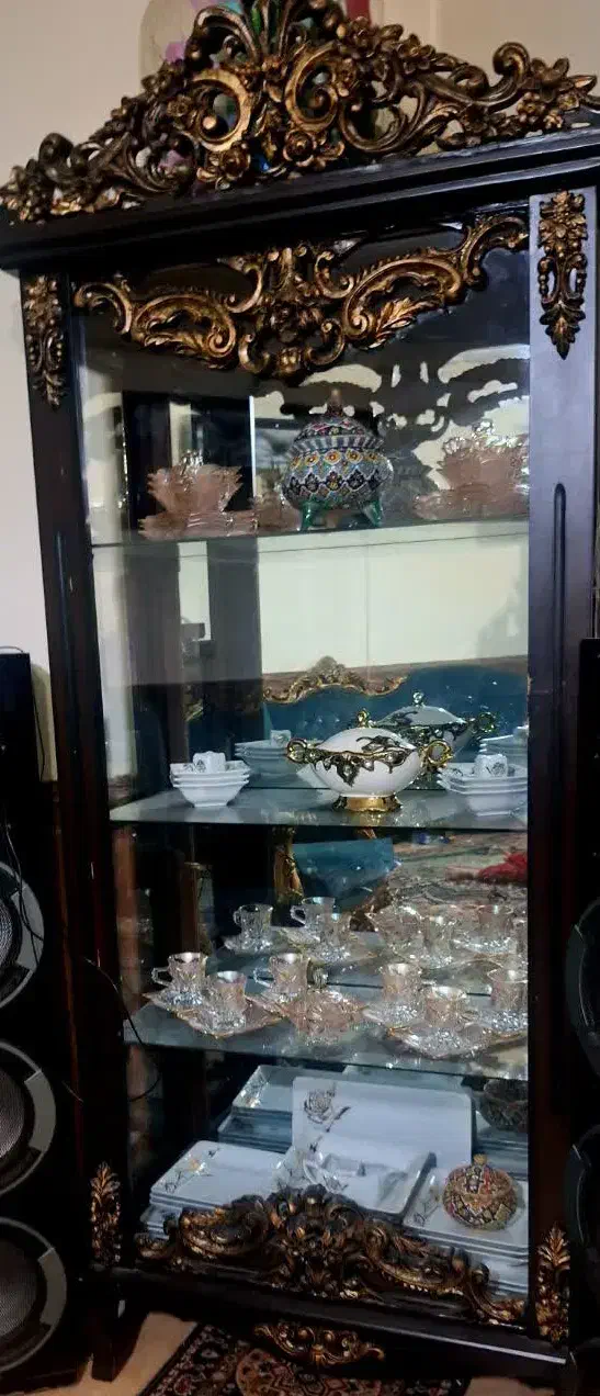 بوفه تاجدار پشت آینه سالم|بوفه، ویترین، کنسول|ملارد, |دیوار