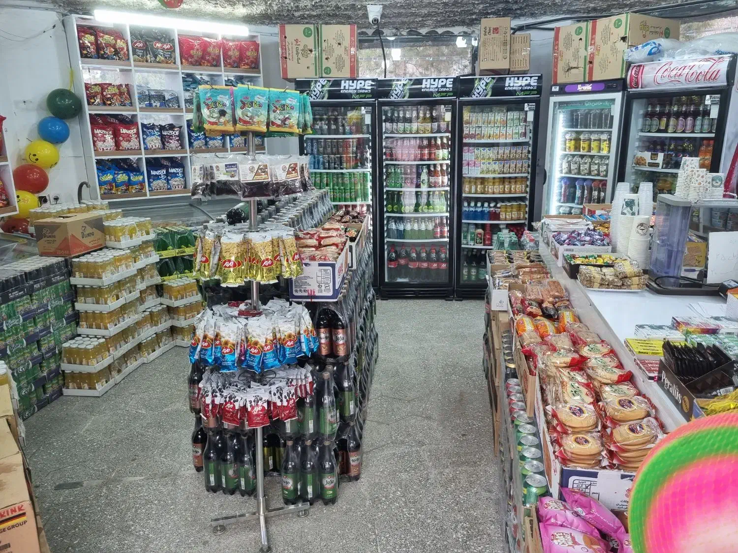 فروشندگی.نظافت.چیدمان.|استخدام خدمات فروشگاه و رستوران|قم, بوستان علوی|دیوار
