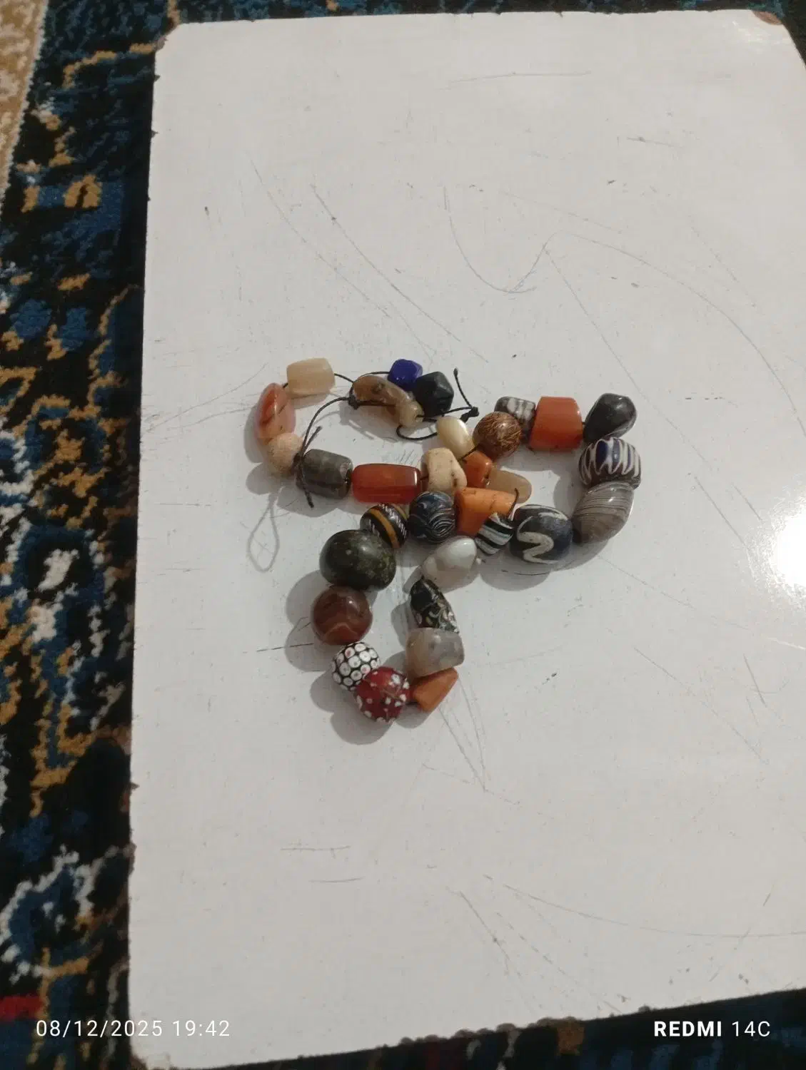 کسرا|جواهرات|رودبار (کرمان), |دیوار