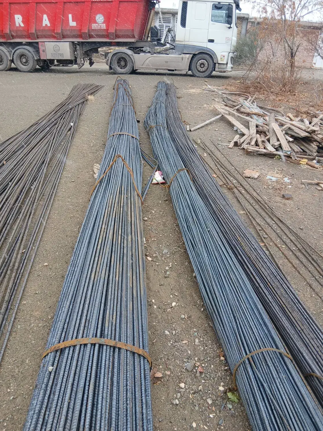 میلگرد ۱۶ و ۱۹|مصالح و تجهیزات ساختمان|بافت, |دیوار