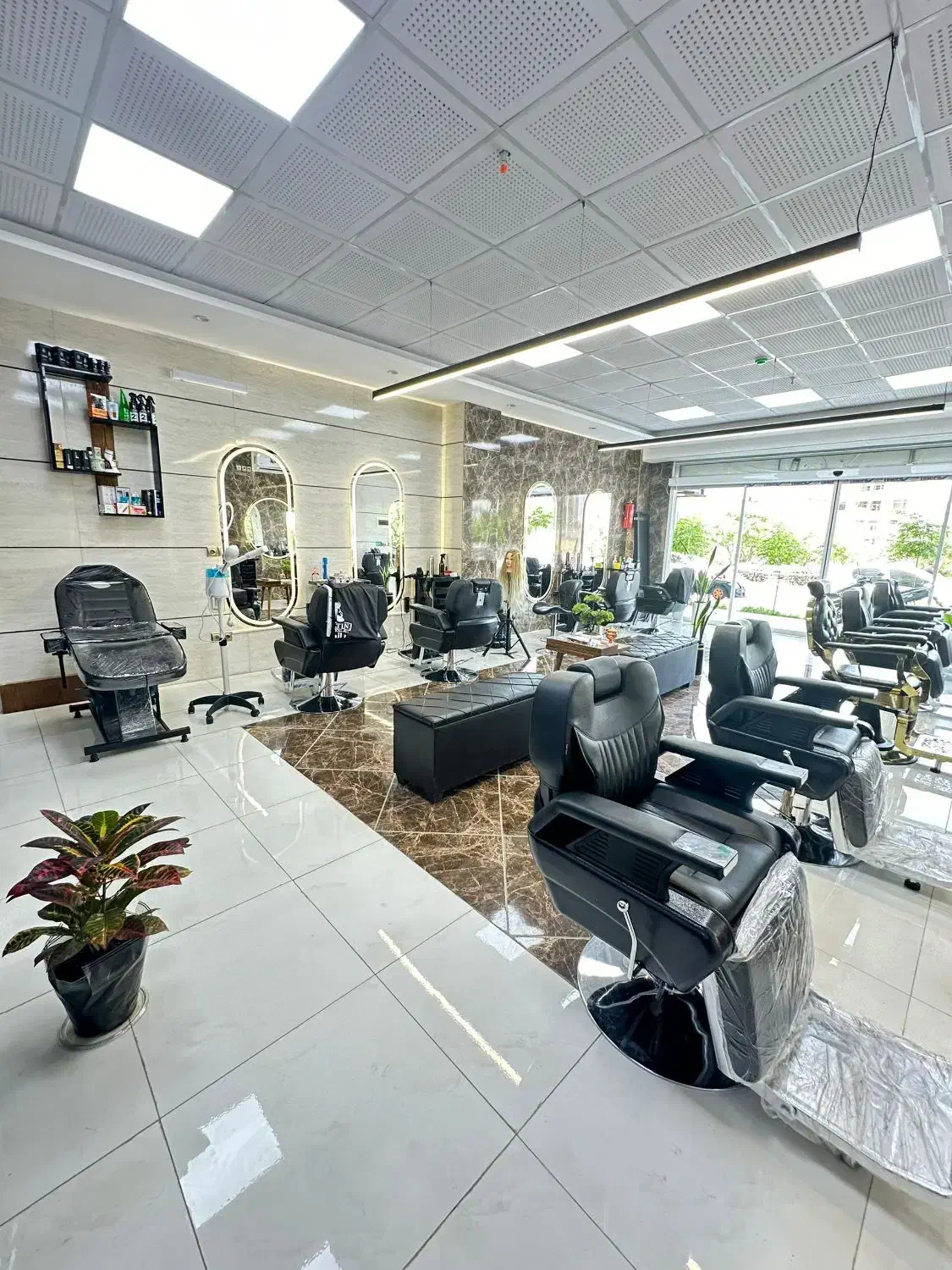 آرایشگر ماهر|استخدام درمانی، زیبایی، بهداشتی|اصفهان, شهرک ولیعصر|دیوار