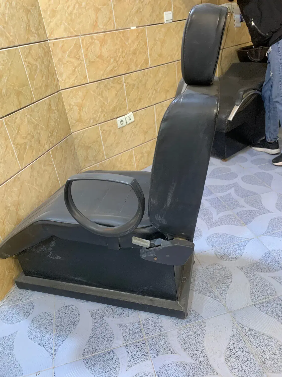 وسایل ارایشگاه|آرایشگاه و سالنهای زیبایی|سمنان, |دیوار