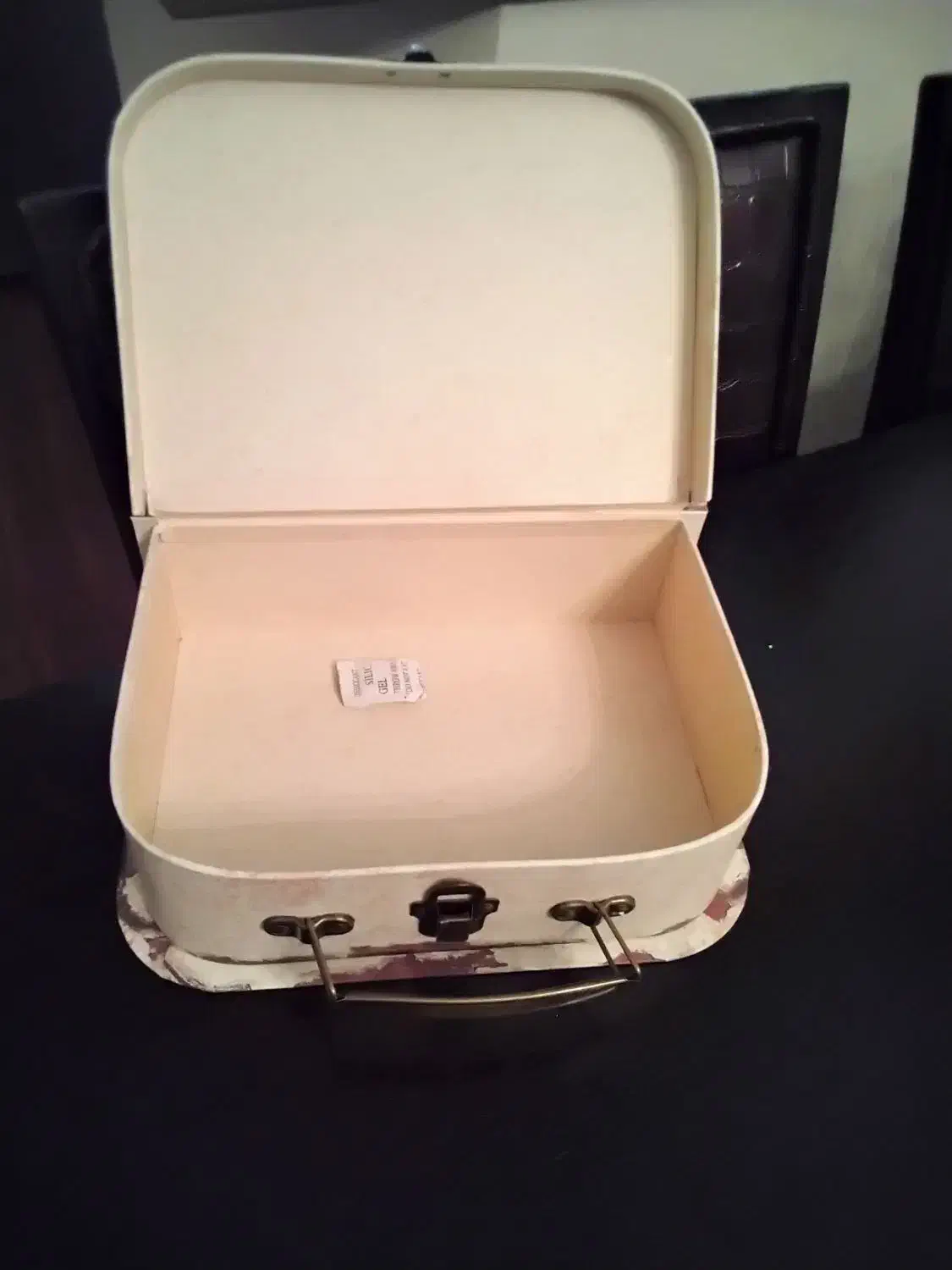 چمدون خارجی نونو|صنایع دستی و سایر لوازم تزئینی|تهران, باغ فیض|دیوار