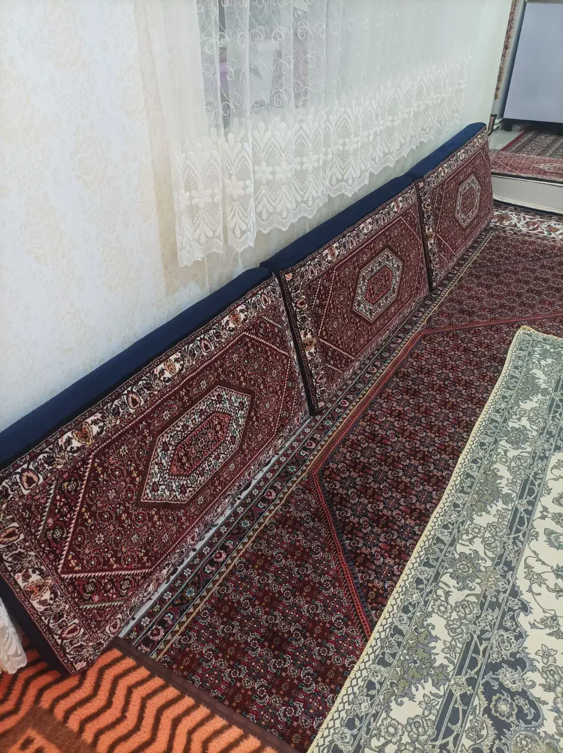 پشتی|پشتی|خرمدره, |دیوار