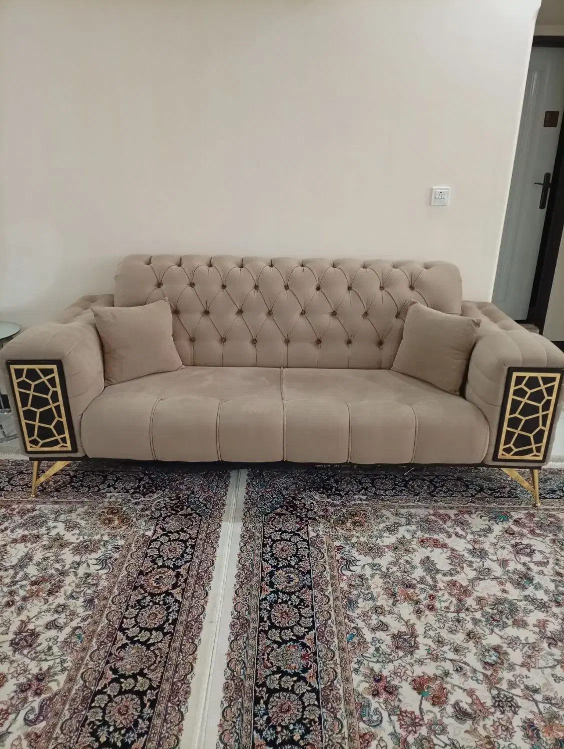 مبلمان راحتی ۸ با بهترین متریال|مبلمان خانگی و میز عسلی|قم, پردیسان|دیوار