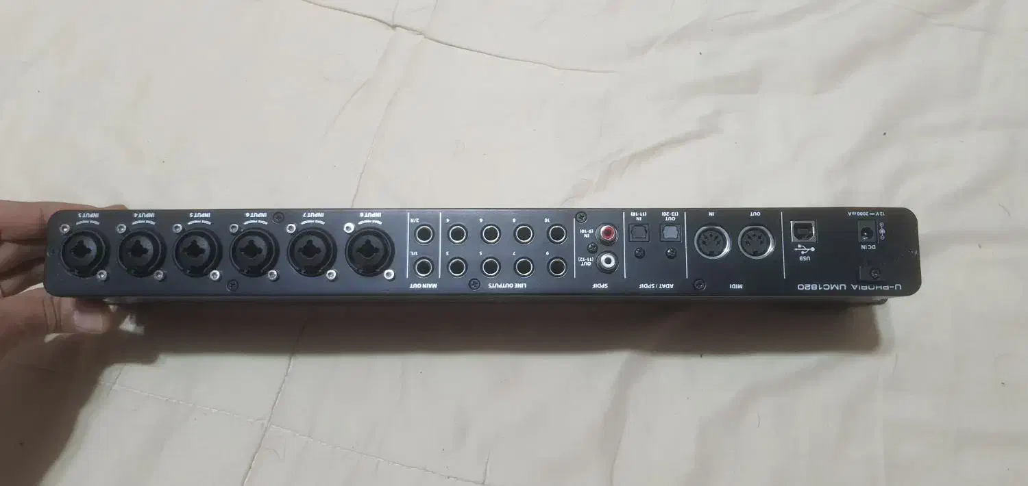 کارت صدا8 کانال و میکروفون c3بهرینگر|آلات موسیقی|زاهدان, |دیوار