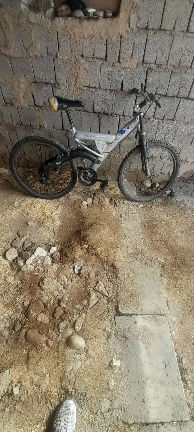 دوچرخه 26|دوچرخه، اسکیت، اسکوتر|دیواندره, |دیوار