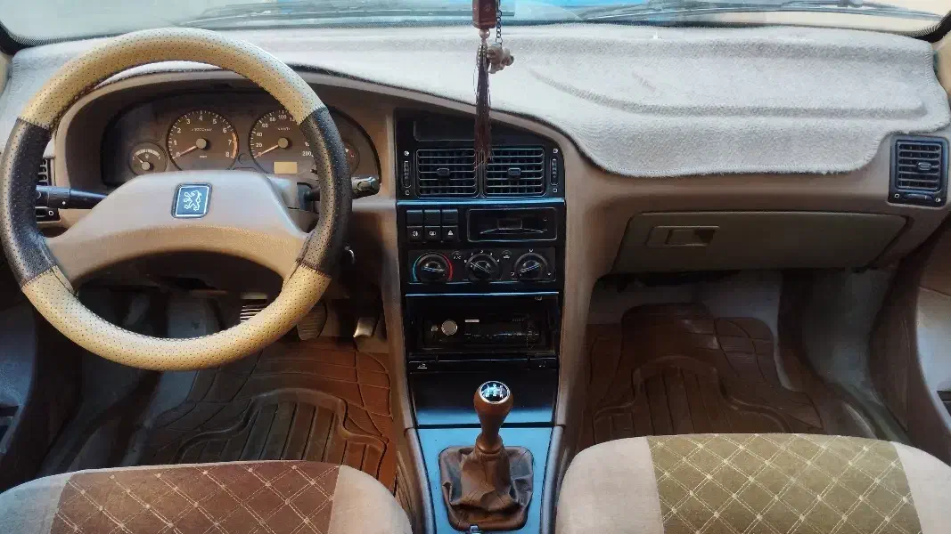 پژو 405 Glx مدل89 نقره ای|خودرو سواری و وانت|زرندیه, |دیوار