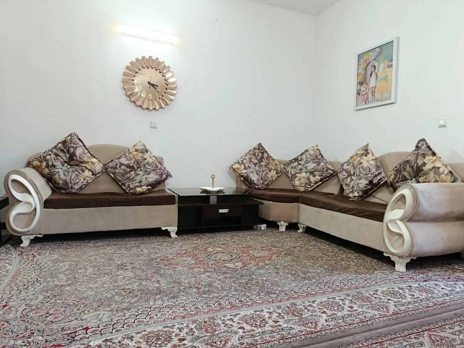 مبلمان|مبلمان خانگی و میز عسلی|هشتگرد, شهرک گلها|دیوار