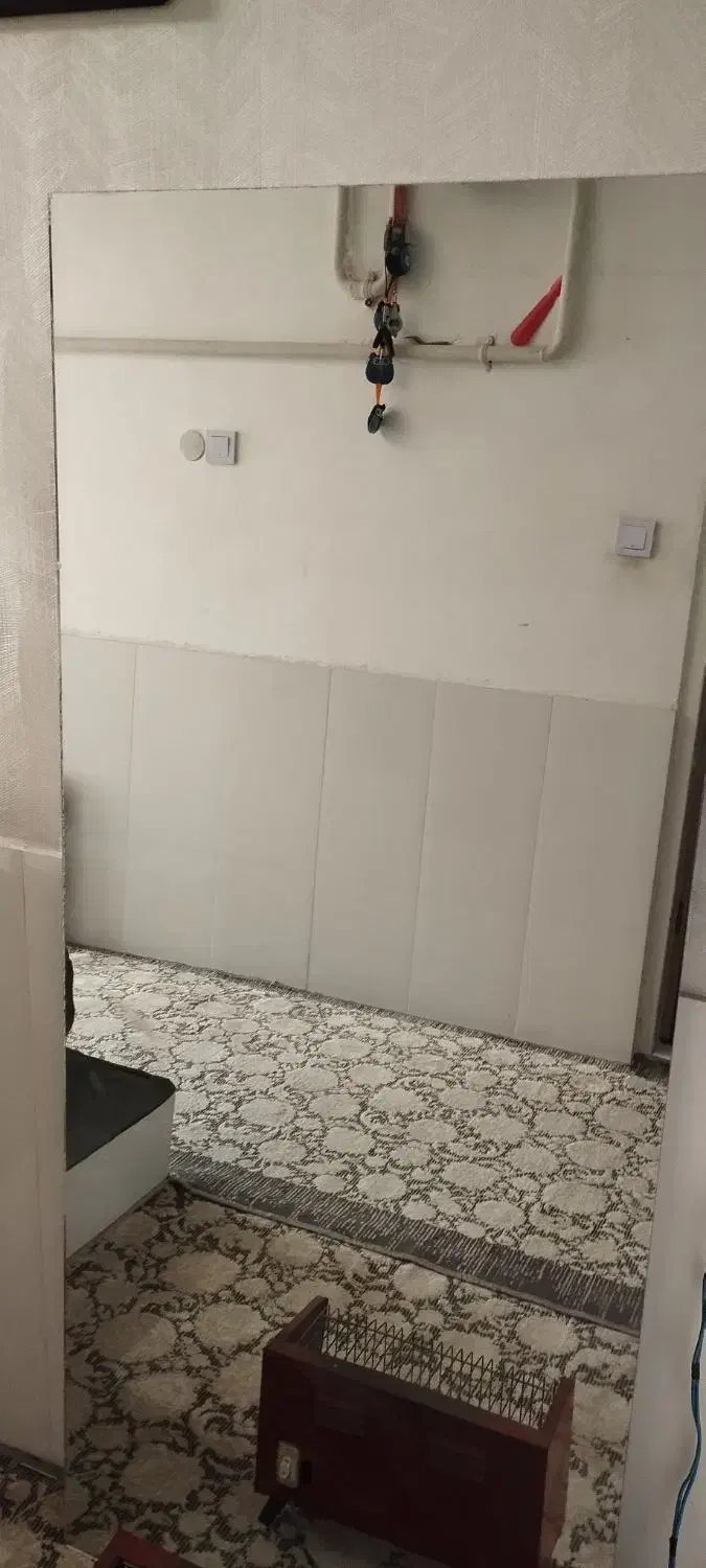 آینه سالم|آینه|قدس, شهر‌قدس|دیوار