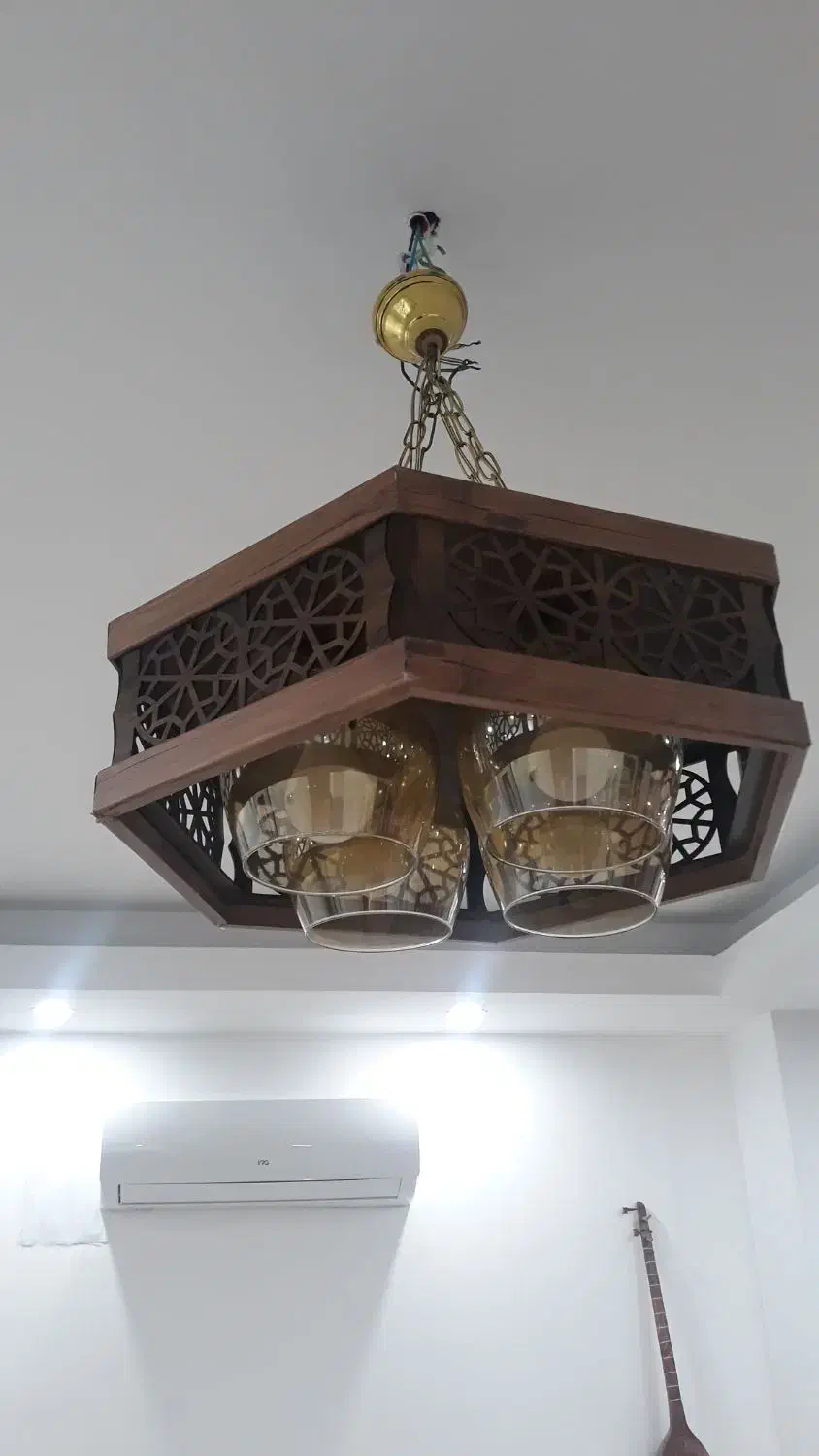 لوستر|لوستر و چراغ آویز|رشت, شهرک احمد خمینی|دیوار