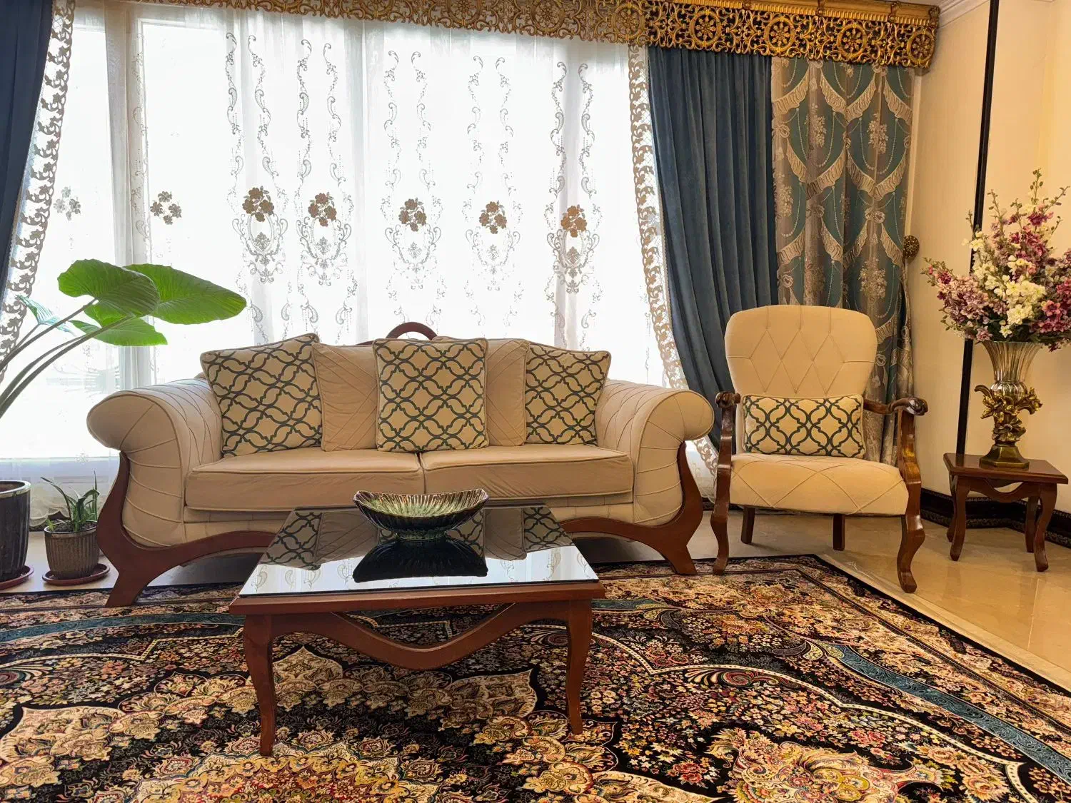 مبلمان|مبلمان خانگی و میز عسلی|رودهن, |دیوار