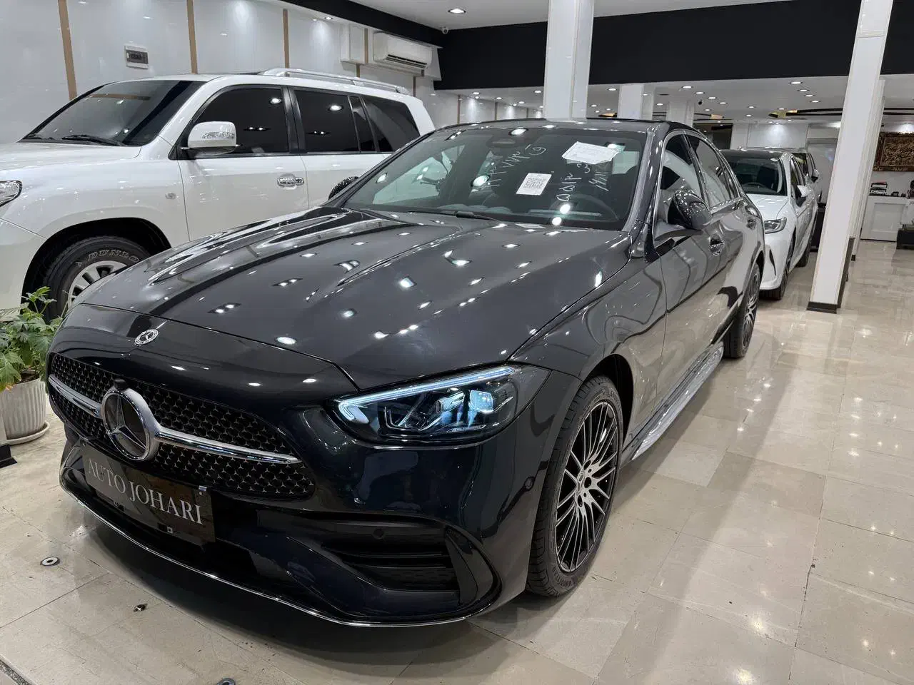 بنز C200 صفر ۲۰۲۵ مشکی|خودرو سواری و وانت|تهران, نازیآباد|دیوار