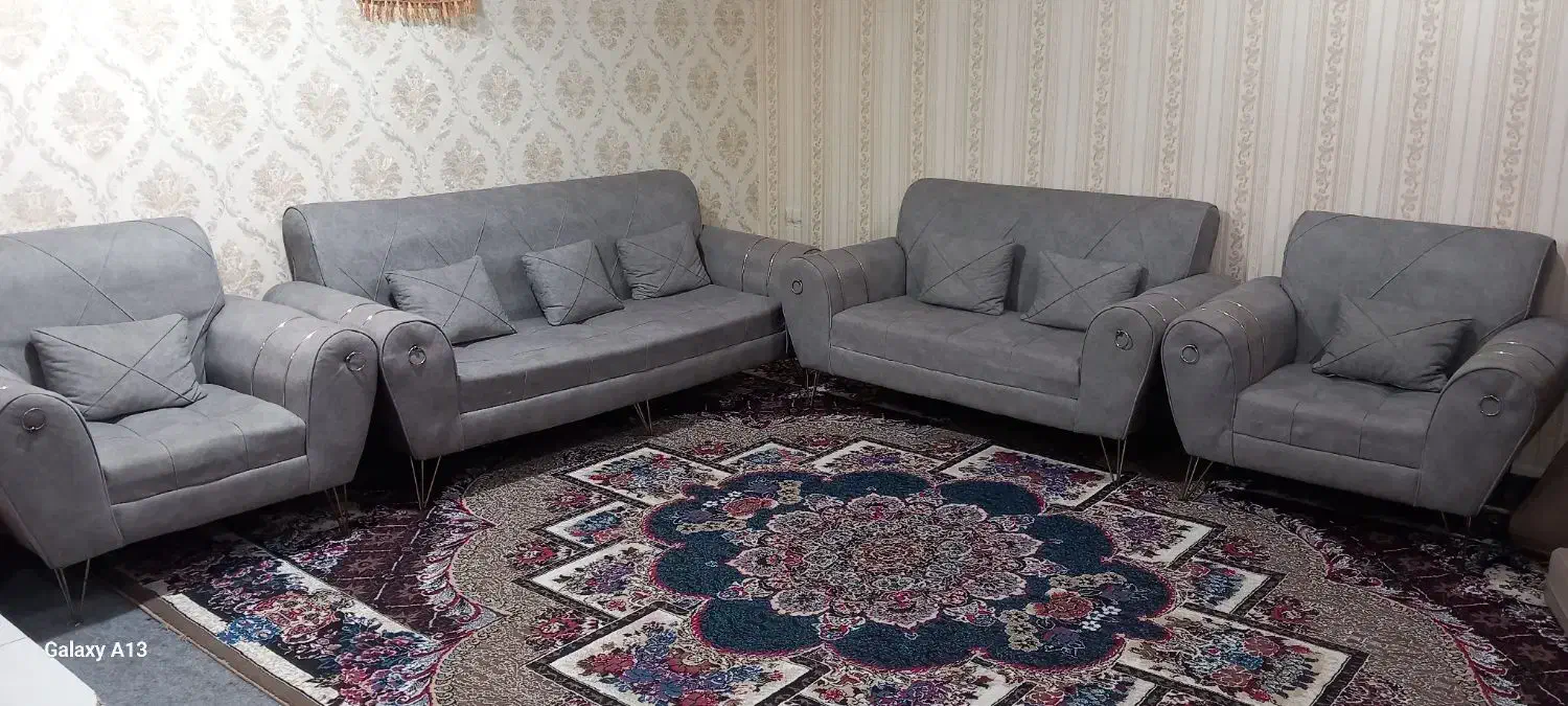 مبلمان در حد نو|مبلمان خانگی و میز عسلی|باوی, |دیوار