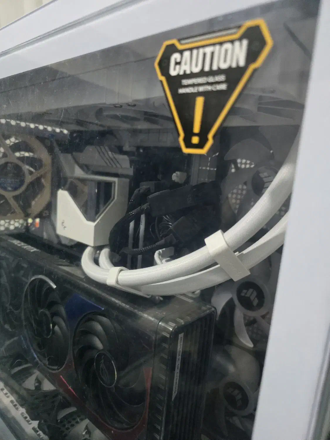 کیس گیمینگ و رندرینگ (حتما بخونید)|رایانه رومیزی|سنندج, |دیوار