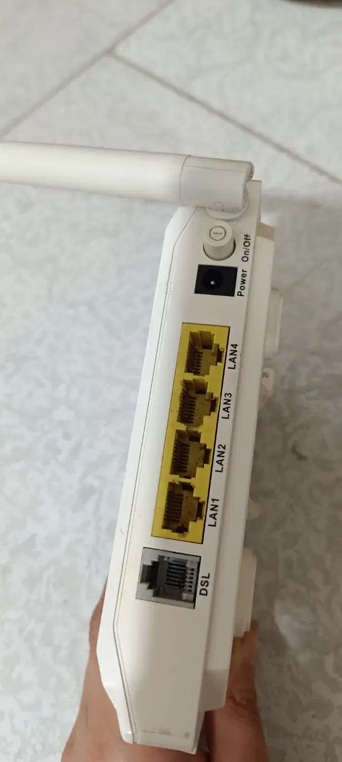 مودم اشنای اول|مودم و تجهیزات شبکه|تبریز, |دیوار