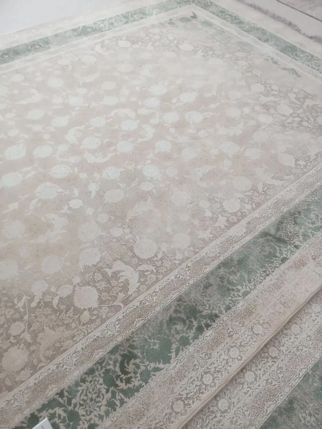 دو عدد فرش نه متری ۱۲۰۰ شانه|فرش|ایلام, |دیوار