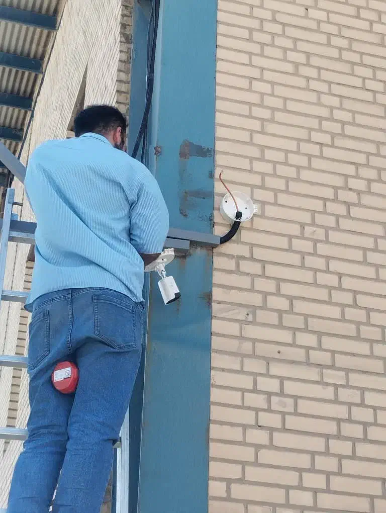 فروش دوربین مداربسته و دزدگیر//نصاب دوربین/|دوربین مداربسته|تهران, صادقیه|دیوار