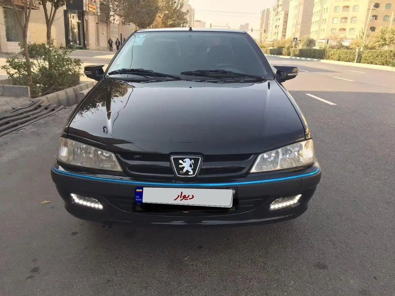 پرشیا سال سفارشی ۴۰۲ بی رنگ و دریچه سیمی|خودرو سواری و وانت|قم, بنیاد|دیوار