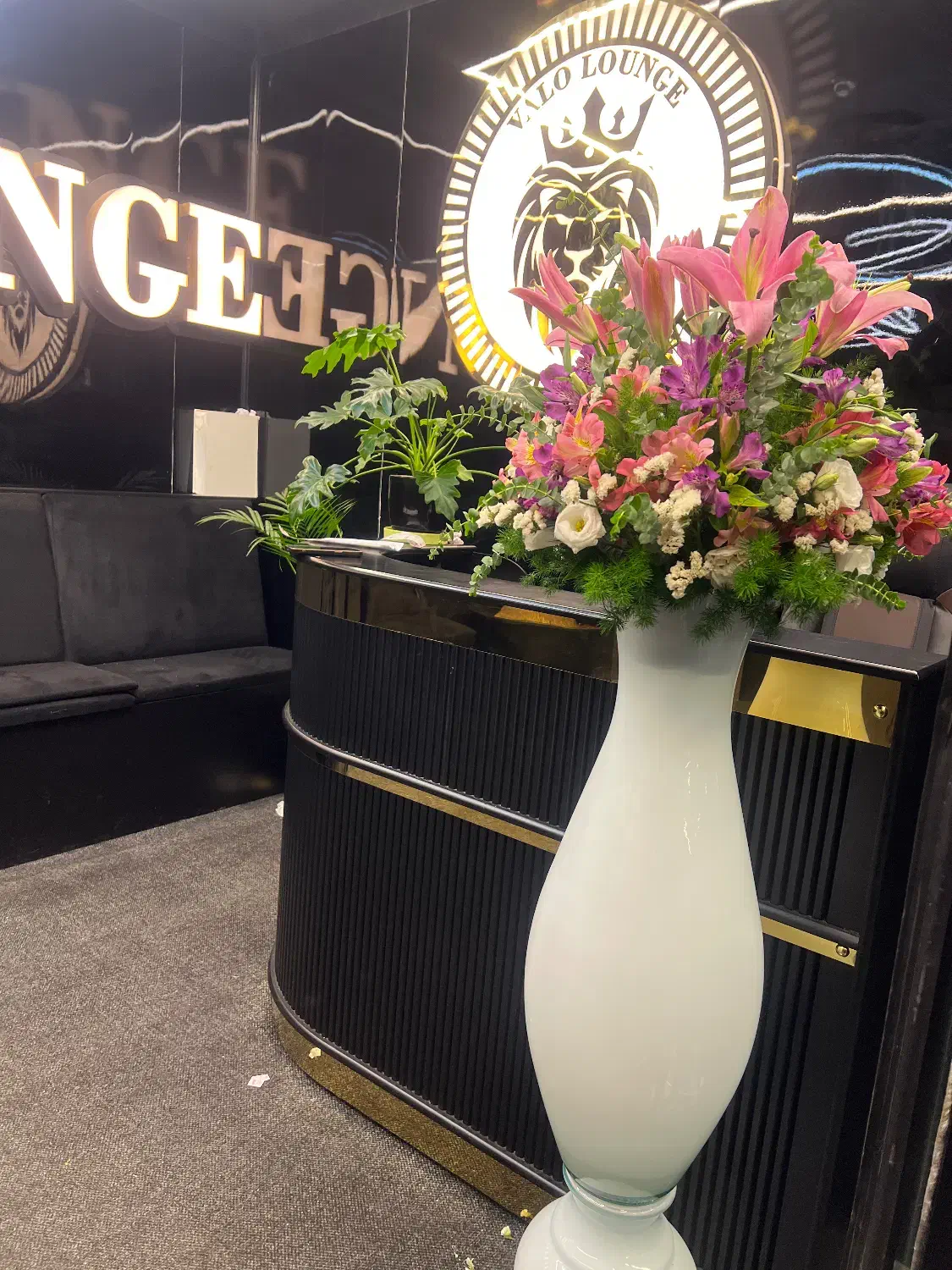 آشپز ایرانی.ویتر سالنکارخانم آقاباریستا کارگر ساده|استخدام خدمات فروشگاه و رستوران|تهران, درختی|دیوار