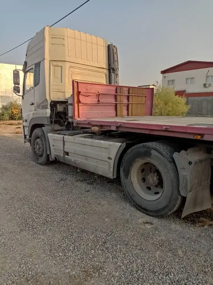 کشنده دنگ فنگ مدل 90 با کشنده ماموت مدل 93|خودرو سنگین|آق قلا, |دیوار