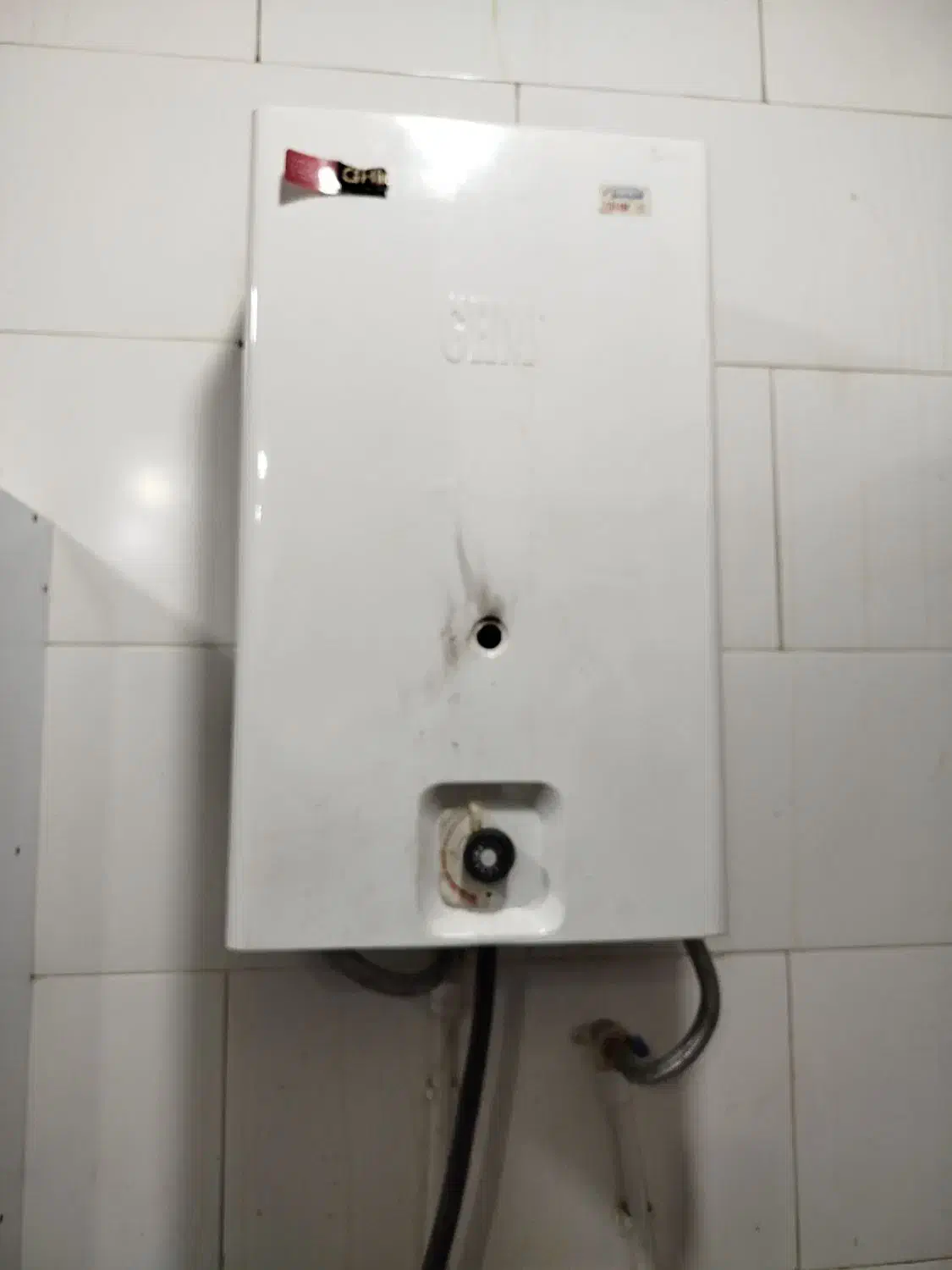 آبگرم کن دیواری|آبگرمکن، پکیج، شوفاژ|میانه, |دیوار