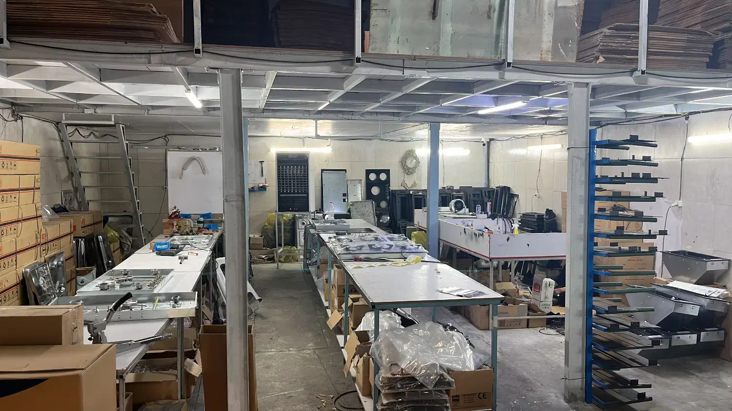 کارگر ساده مونتاژ کاری اجاق و هود|استخدام صنعتی، فنی، مهندسی|پاکدشت, پاکدشت (مامازند)|دیوار