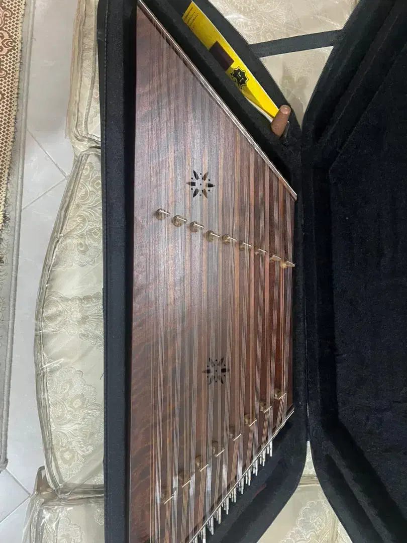 سنتور چوب گردو مناسب تمرین|سازهای سنتی|ری, دیلمان|دیوار