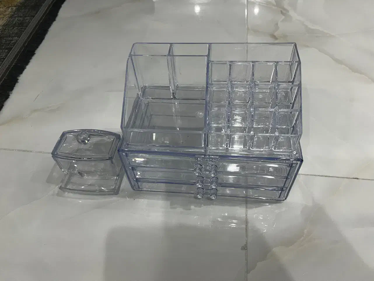 استند لوازم آرایش و جا گوش پاک کن|آرایشی، بهداشتی، درمانی|رشت, سیا اسطلخ|دیوار