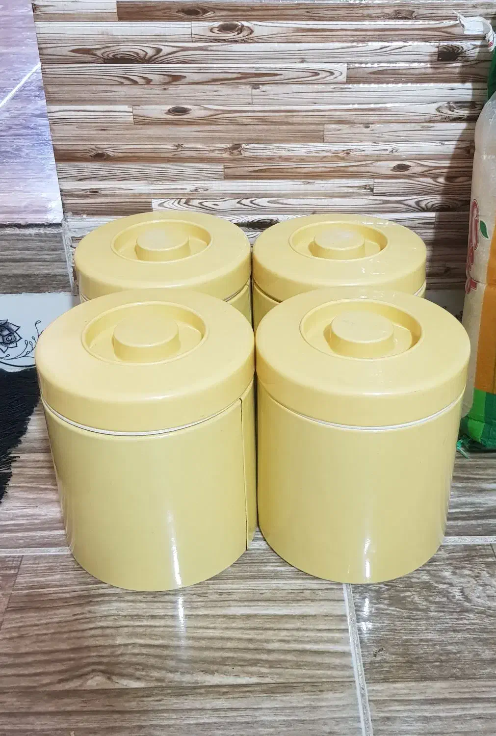 ظرف حبوبات|ظروف نگهدارنده، پلاستیکی، یکبارمصرف|رباطکریم, رباطکریم|دیوار