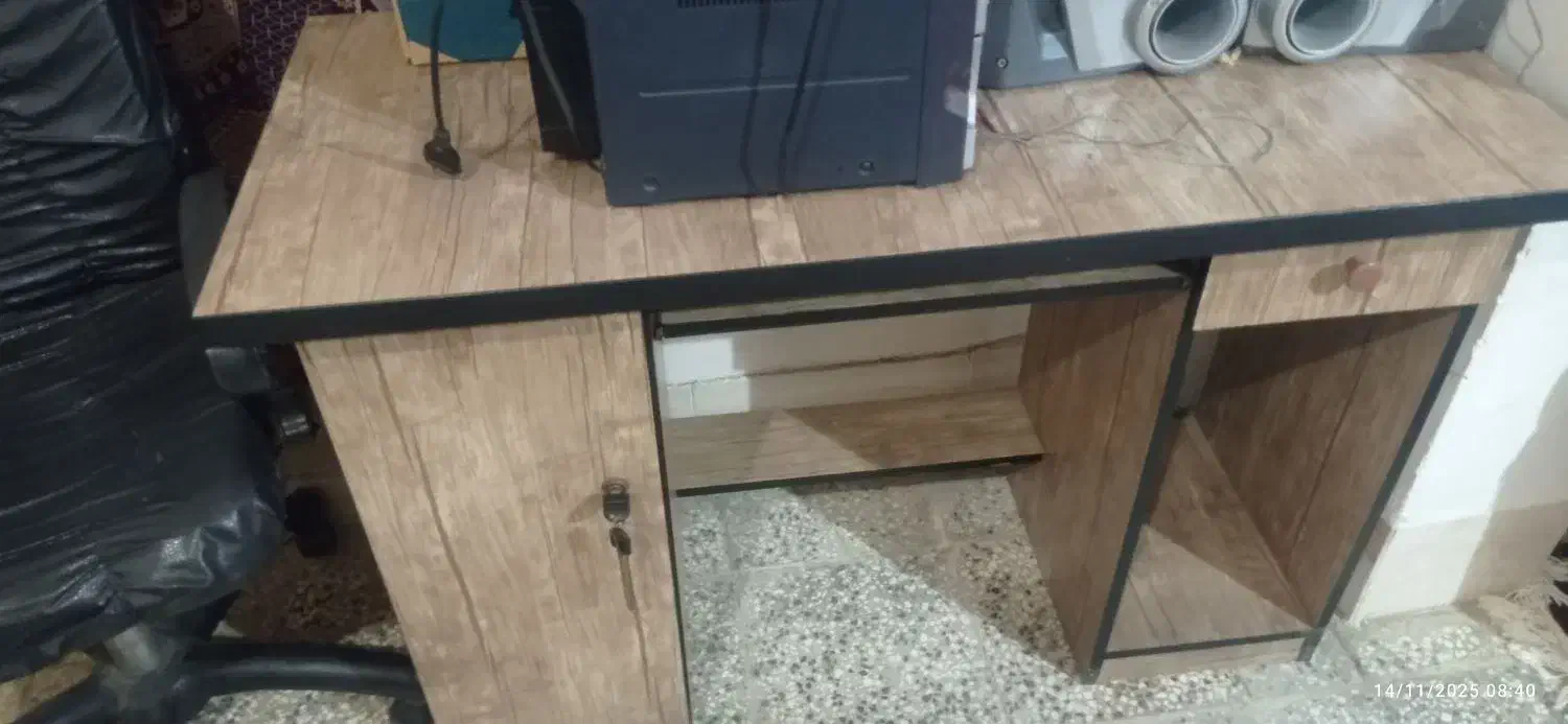 میز کامپیوتر|میز تحریر و کامپیوتر|نگین شهر, |دیوار