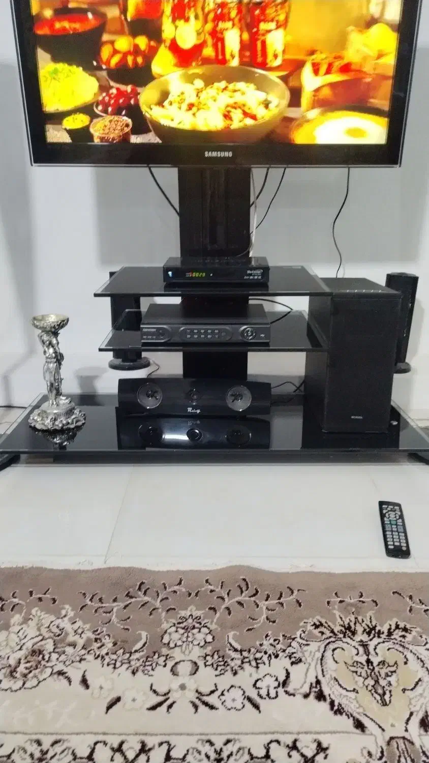 میز تلوزیون سه طبقه|میز تلویزیون|مشهد, صیاد شیرازی|دیوار