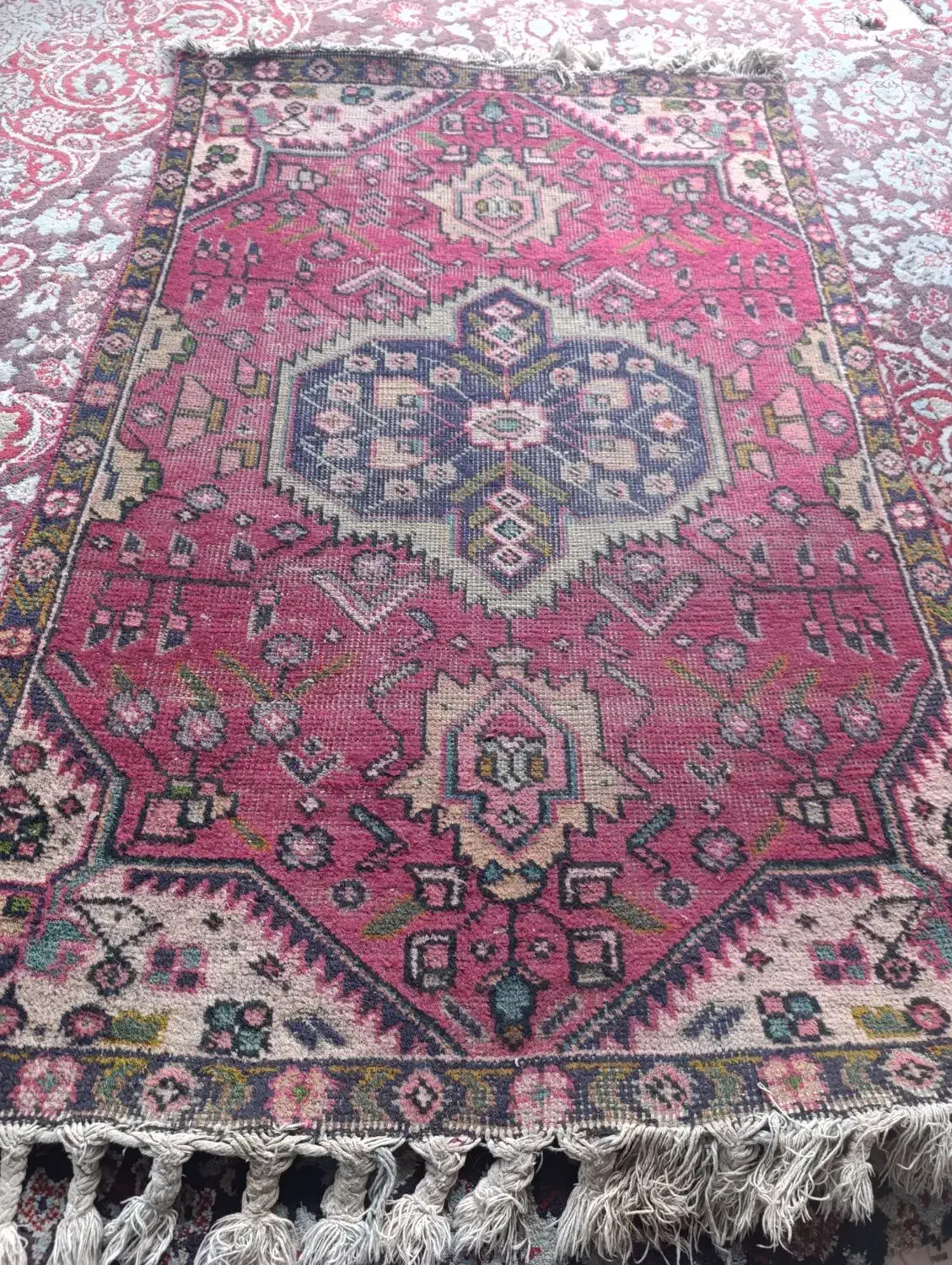 قالیچه دستباف قدیمی|فرش|رشت, حمیدیان|دیوار