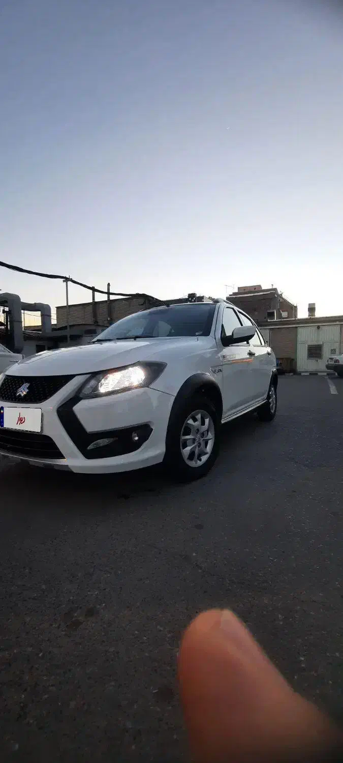 کویئک مدل ۱۴۰۳|خودرو سواری و وانت|تبریز, |دیوار