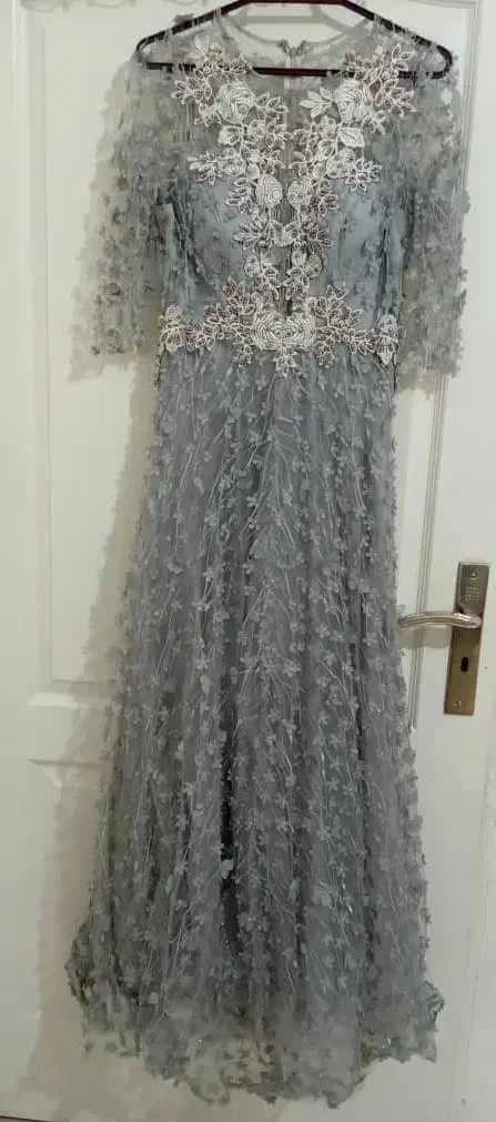 پیراهن مجلسی|لباس|کرج, چمران|دیوار