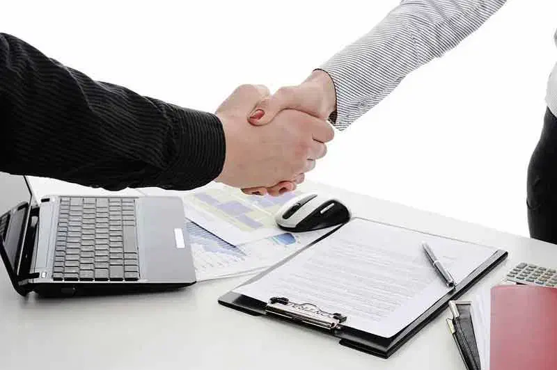 ثبت انواع شرکت برند توسط تیم تخصصی|خدمات مالی، حسابداری، بیمه|شیراز, ملاصدرا|دیوار