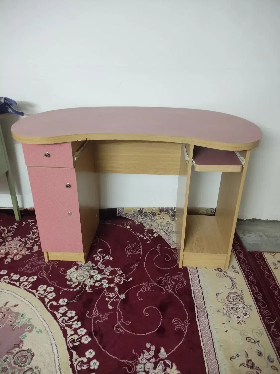 میز تحریر و میز کامپیوتر|میز تحریر و کامپیوتر|سرپل ذهاب, |دیوار