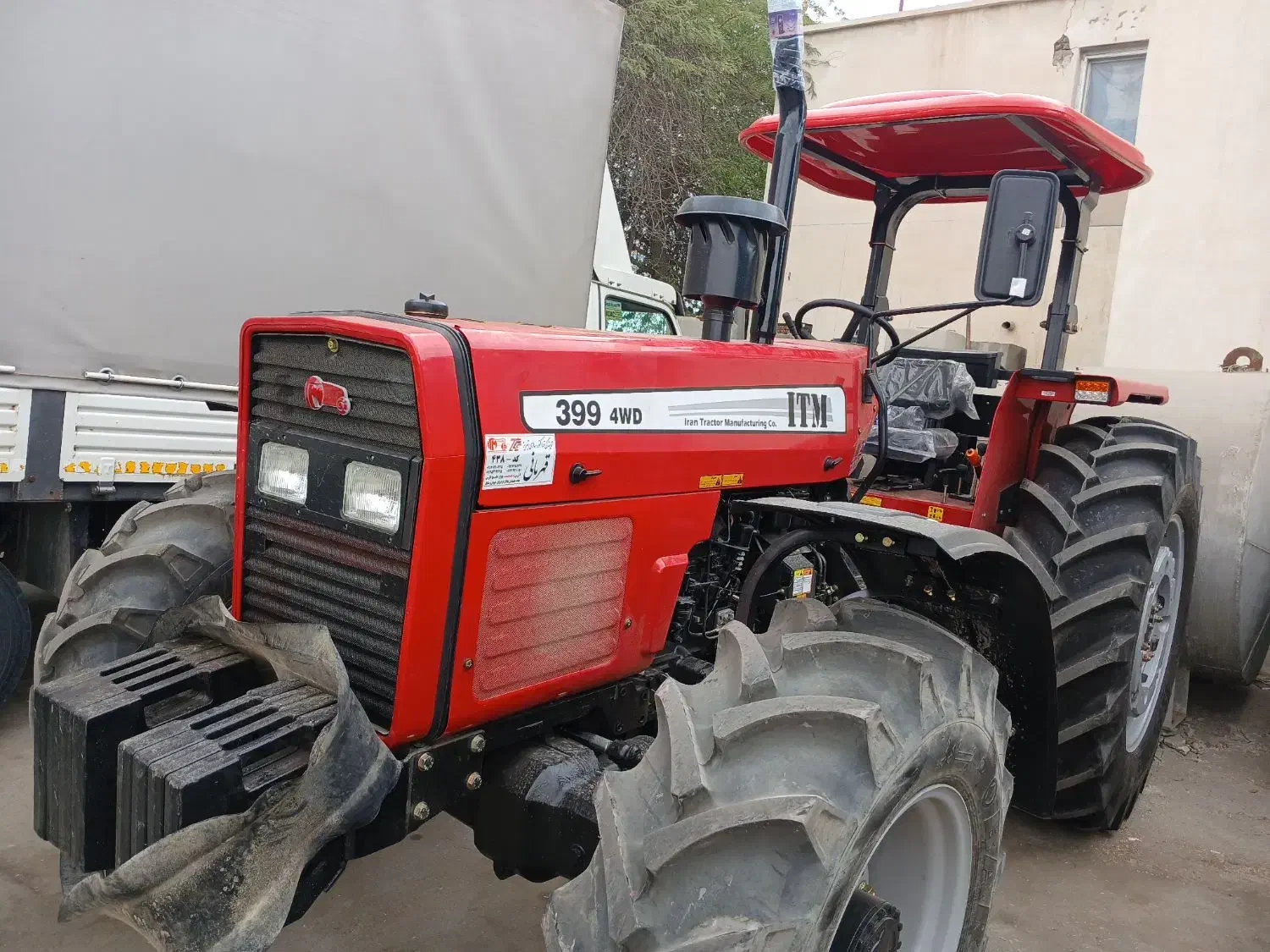 تراکتور شیش سیلندر|خودرو سنگین|کرمان, |دیوار