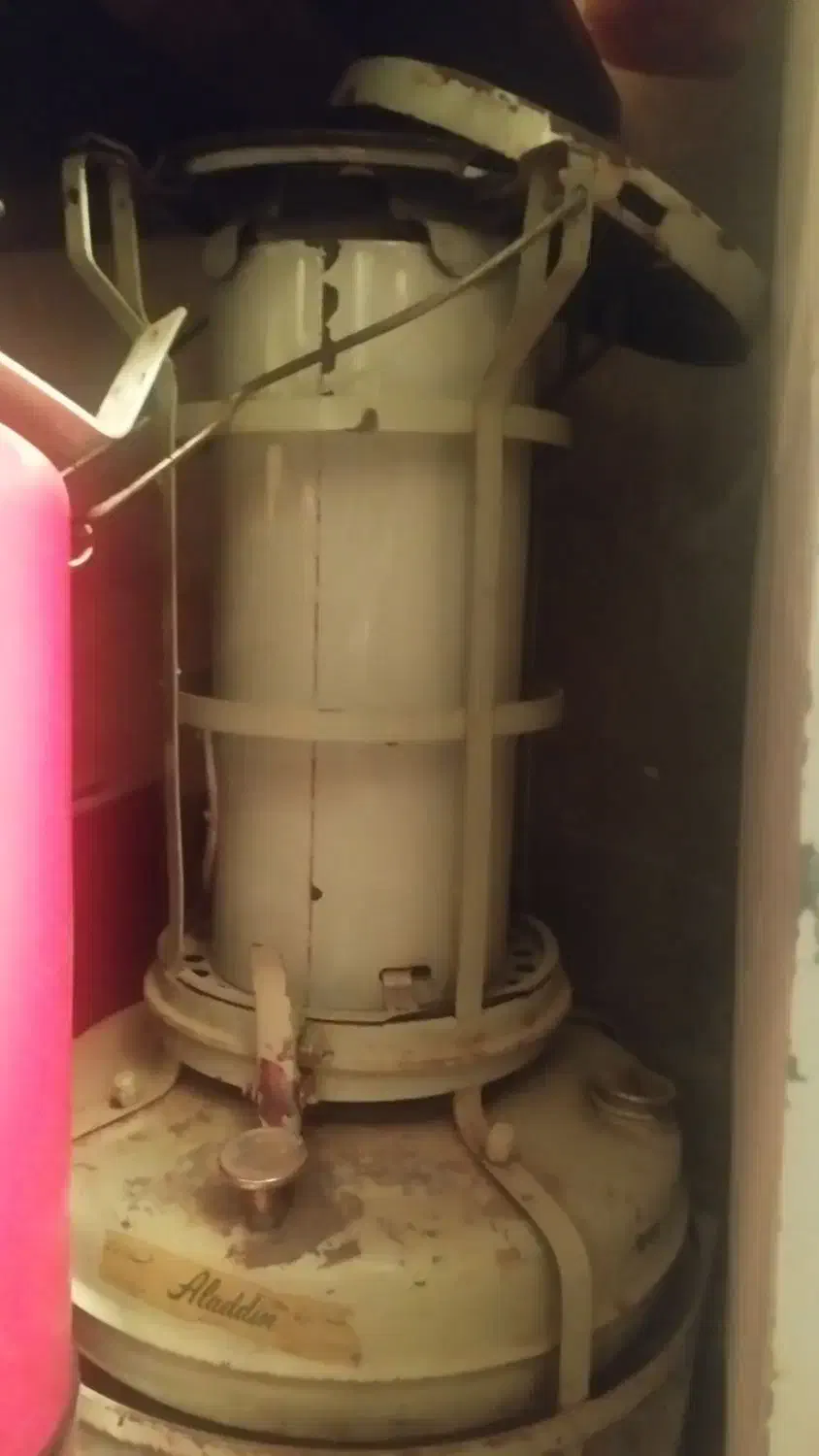 چراغ الائدین نفتی|بخاری، هیتر، شومینه|بهار, |دیوار