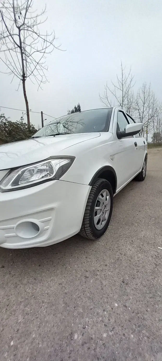 ساینامدل۹۹ مشابه با صفر|خودرو سواری و وانت|رشت, عینک|دیوار