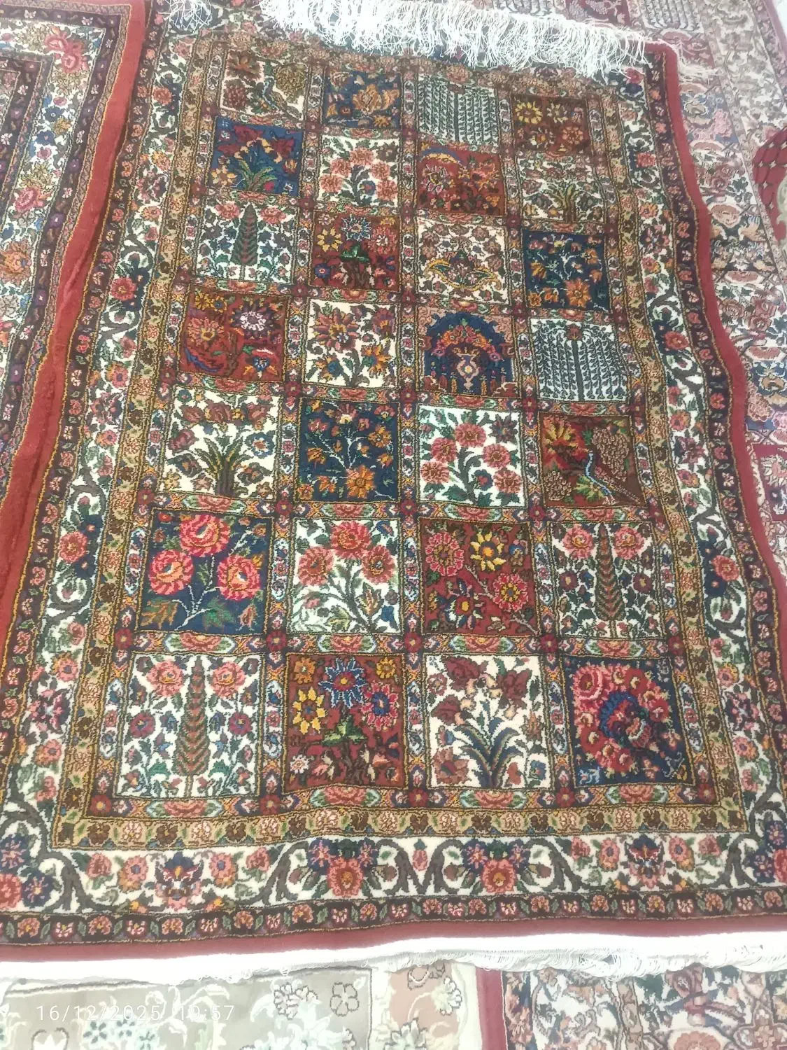 قالی دستبافت چالشتری|فرش|اصفهان, برلیان|دیوار